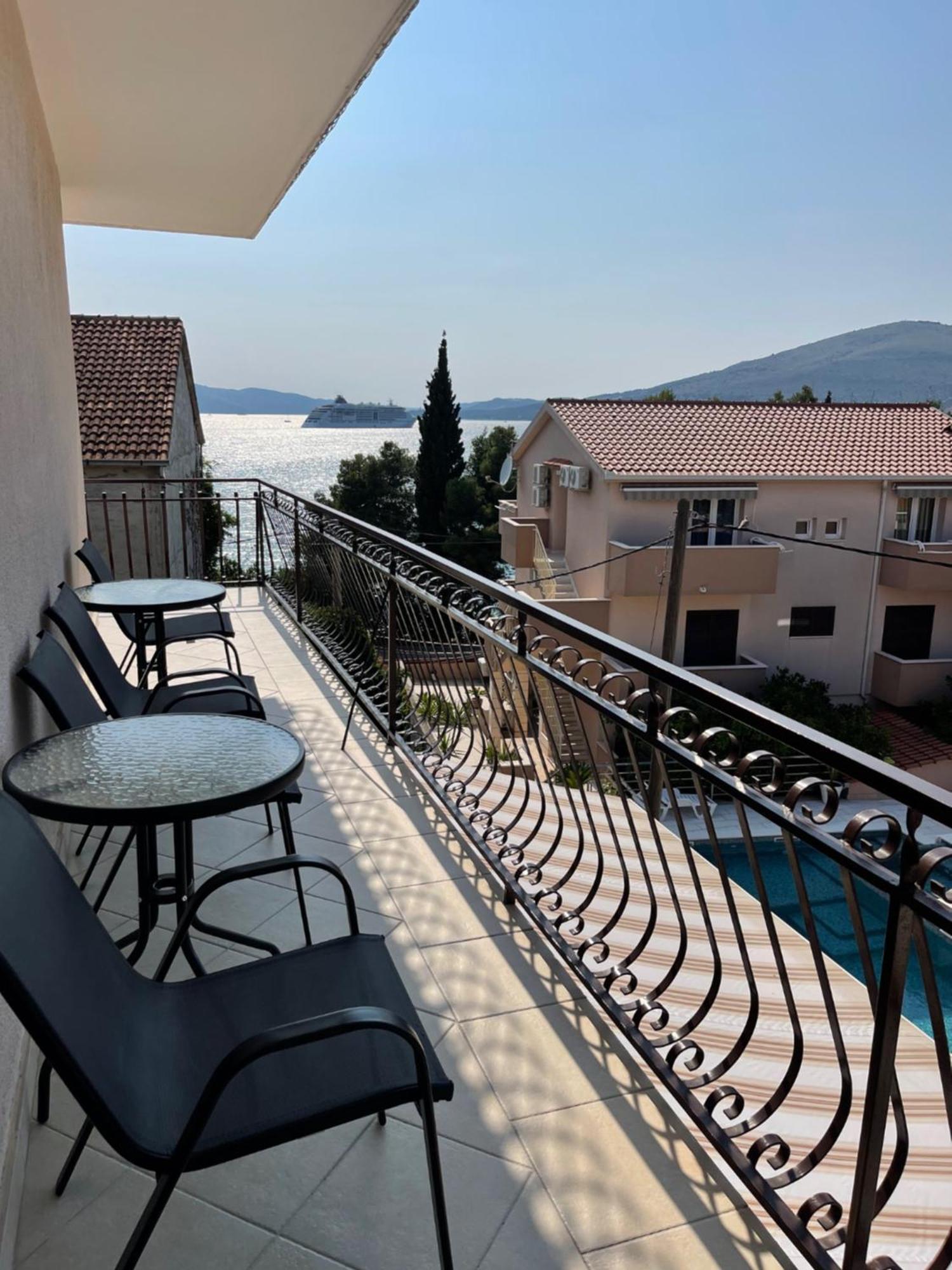 Villa Petra Traù Esterno foto